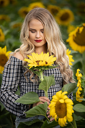 4Y9A4973